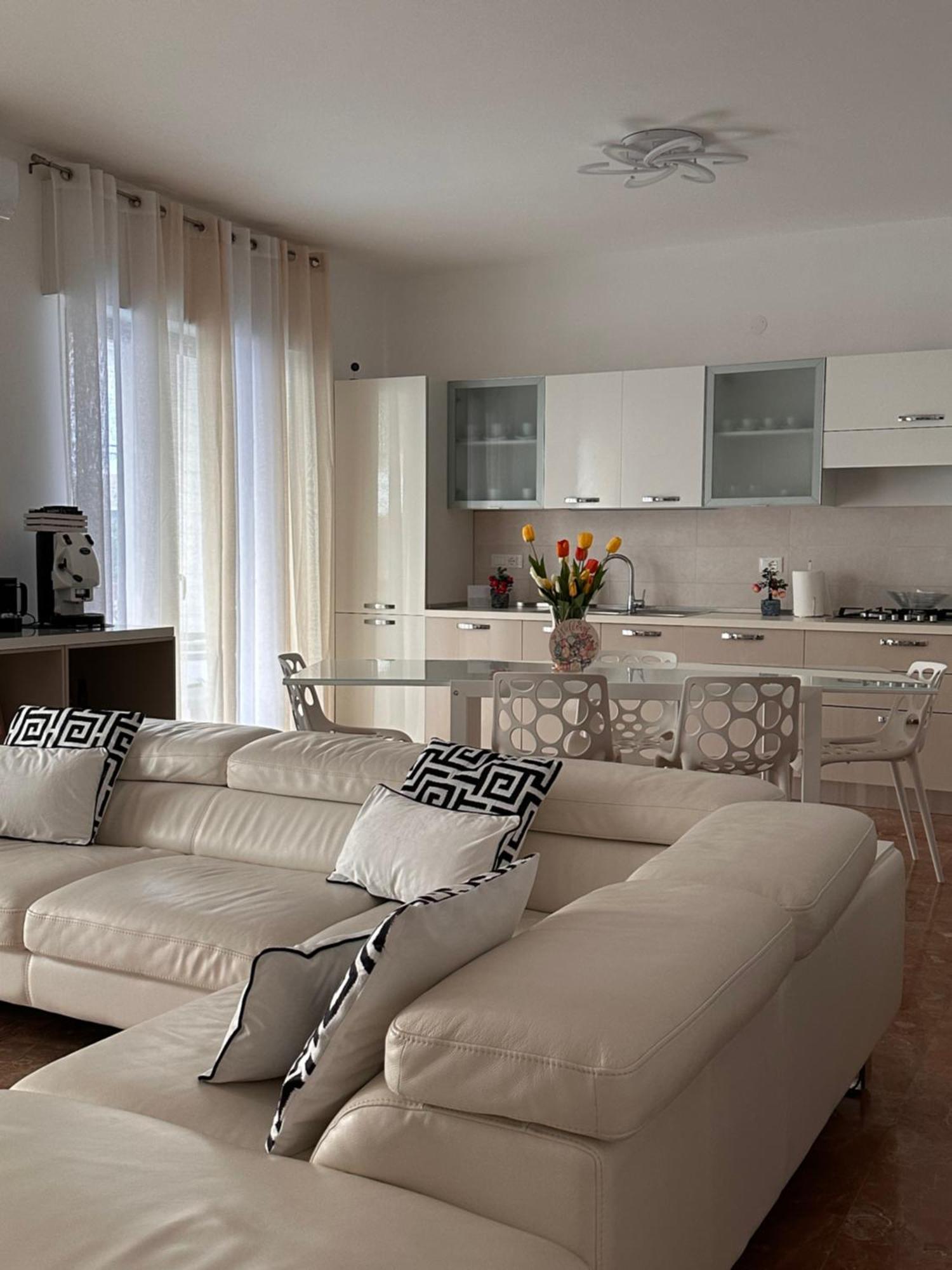 Bnb Nuova Vita Паола Екстериор снимка