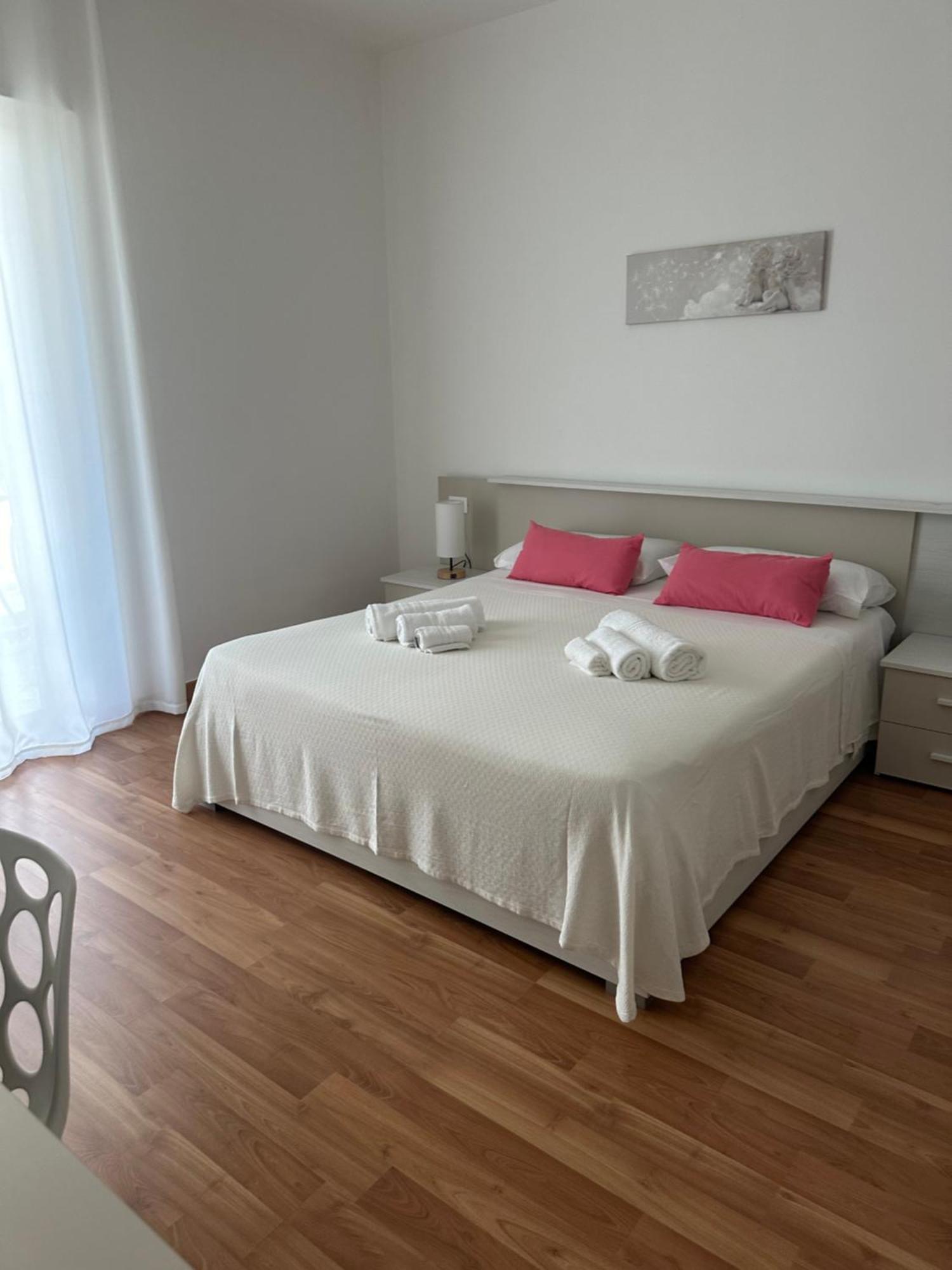 Bnb Nuova Vita Паола Екстериор снимка