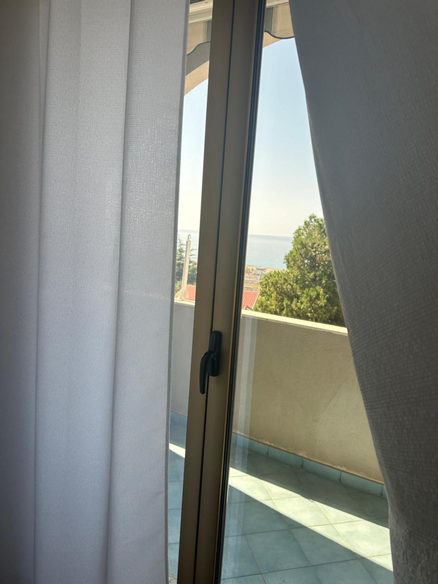 Bnb Nuova Vita Паола Екстериор снимка